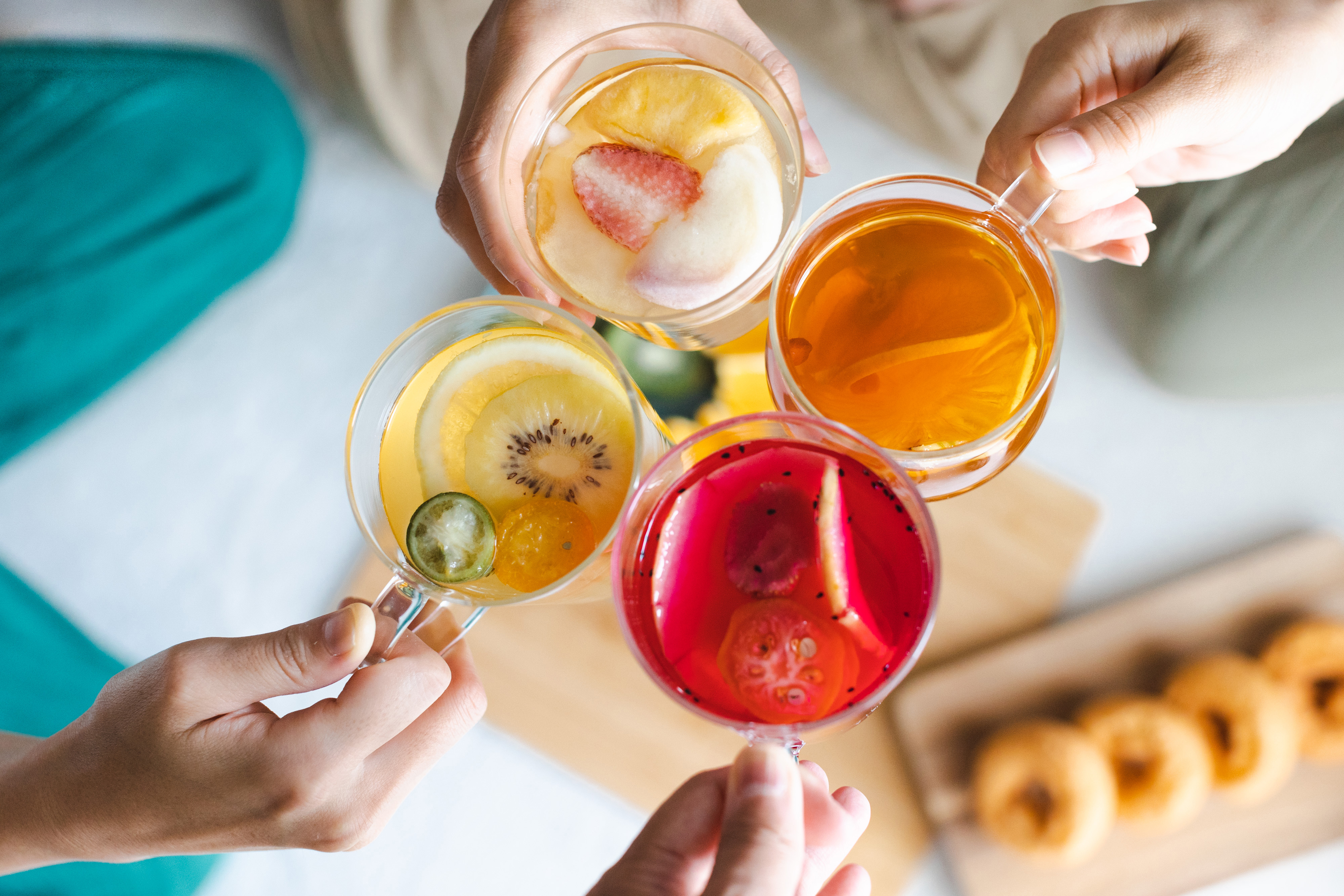 HOT FRUIT TEA SET OF 4 BAGS