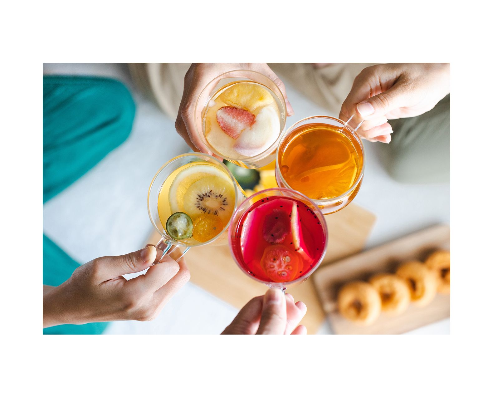 HOT FRUIT TEA SET OF 4 BAGS